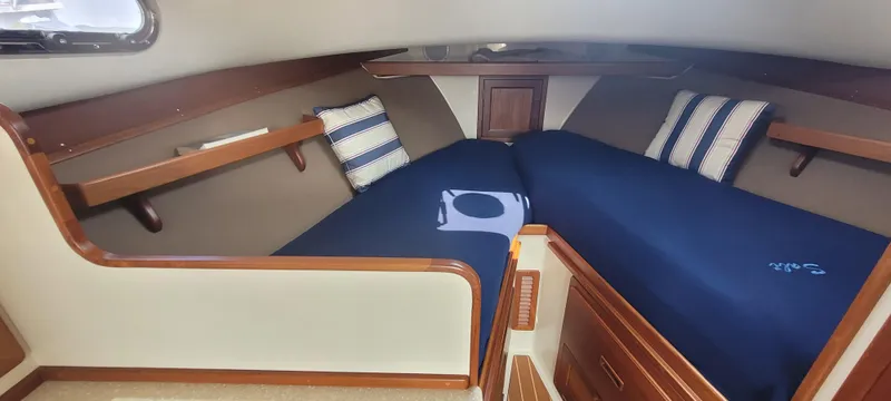 Salt Yacht Photos Pics 