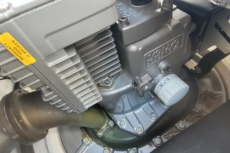 Salt Yacht Photos Pics 