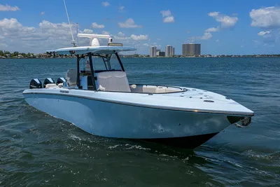 2022 Fountain 34 Center Console