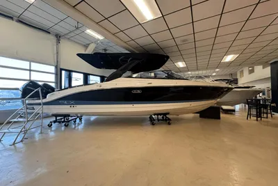 Sea Ray SLX 280
