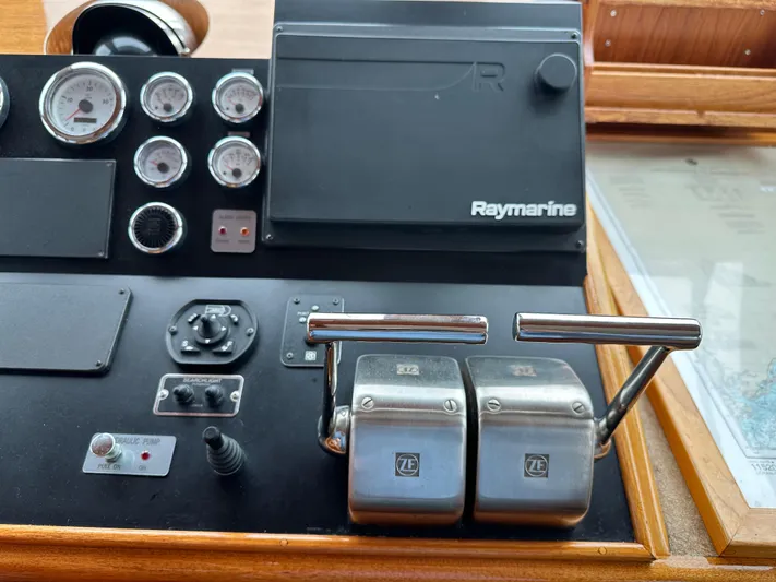Gitana Yacht Photos Pics Control panel of a 1986 Wilbur Hunt Yacht with Raymarine navigation system.