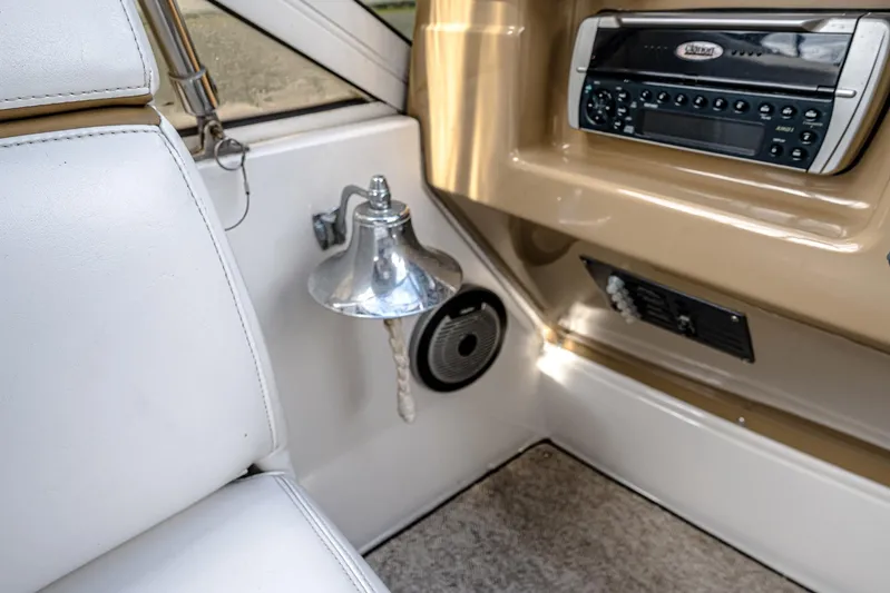 Fiesta Bayb Yacht Photos Pics Interior of 2003 Carver 444 Cockpit Motor Yacht with stereo and bell.