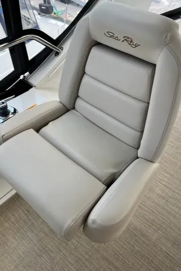 Yonder Star Yacht Photos Pics 