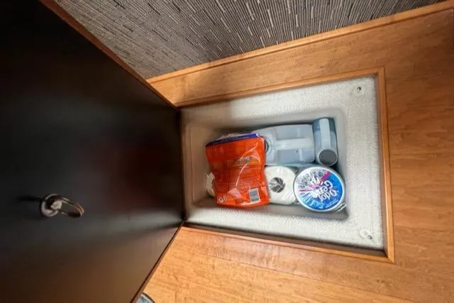 Yonder Star Yacht Photos Pics 