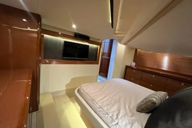 Yonder Star Yacht Photos Pics 