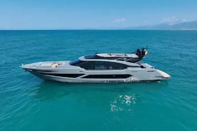 AB Yachts 100