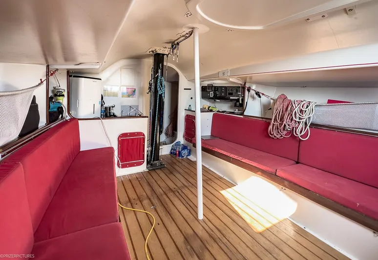 Pendragon Lv Yacht Photos Pics 