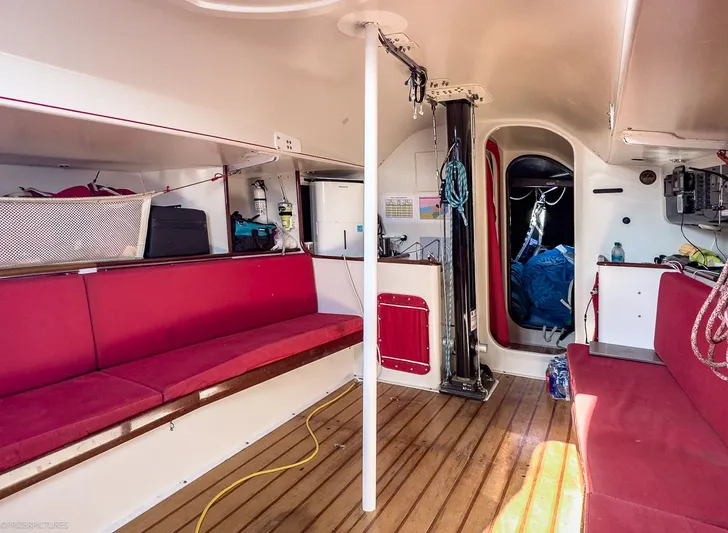 Pendragon Lv Yacht Photos Pics 