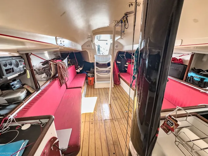 Pendragon Lv Yacht Photos Pics 