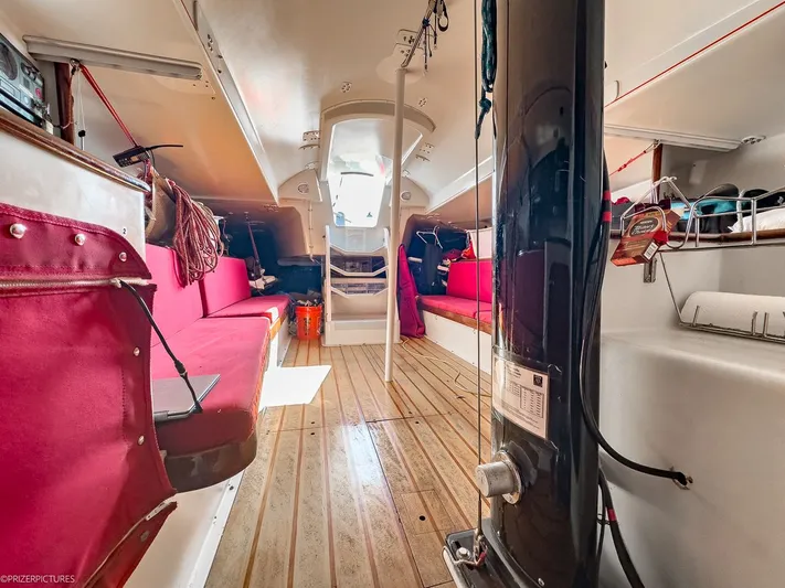 Pendragon Lv Yacht Photos Pics 