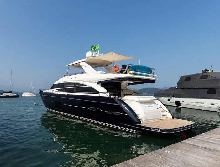Far Niente Yacht Photos Pics 