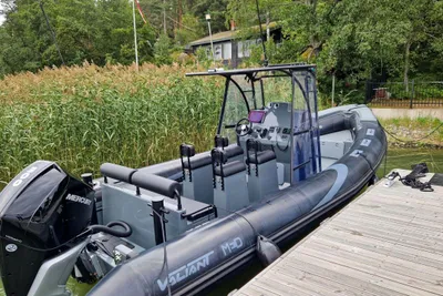 Valiant RIBs Med 750