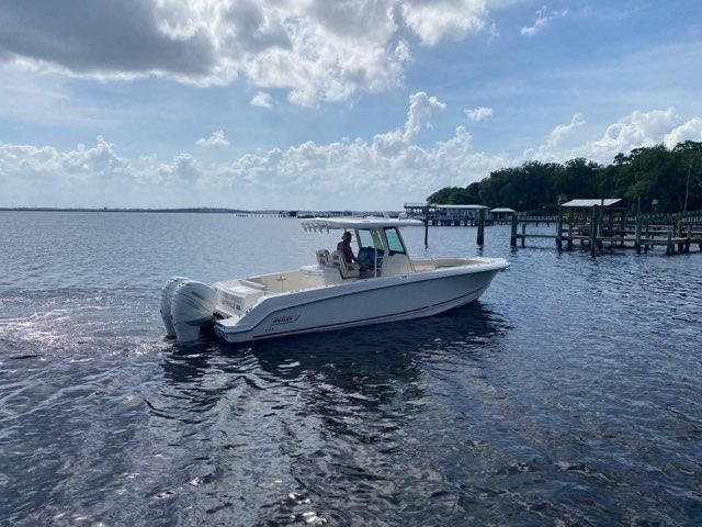 2017 Boston Whaler 330 Outrage