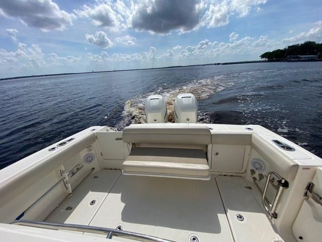 2017 Boston Whaler 330 Outrage