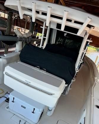 2017 Boston Whaler 330 Outrage