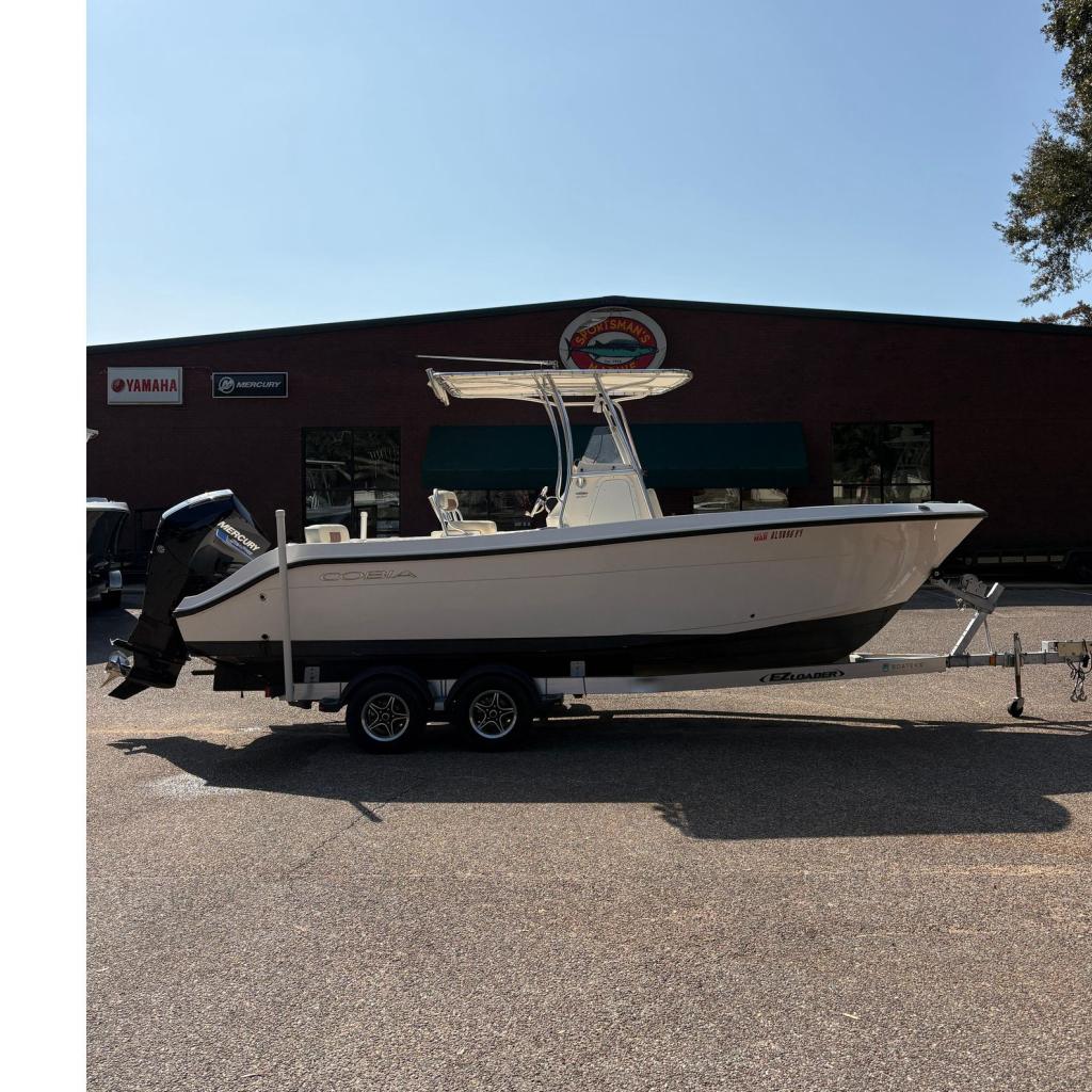 Cobia 237 Center Console