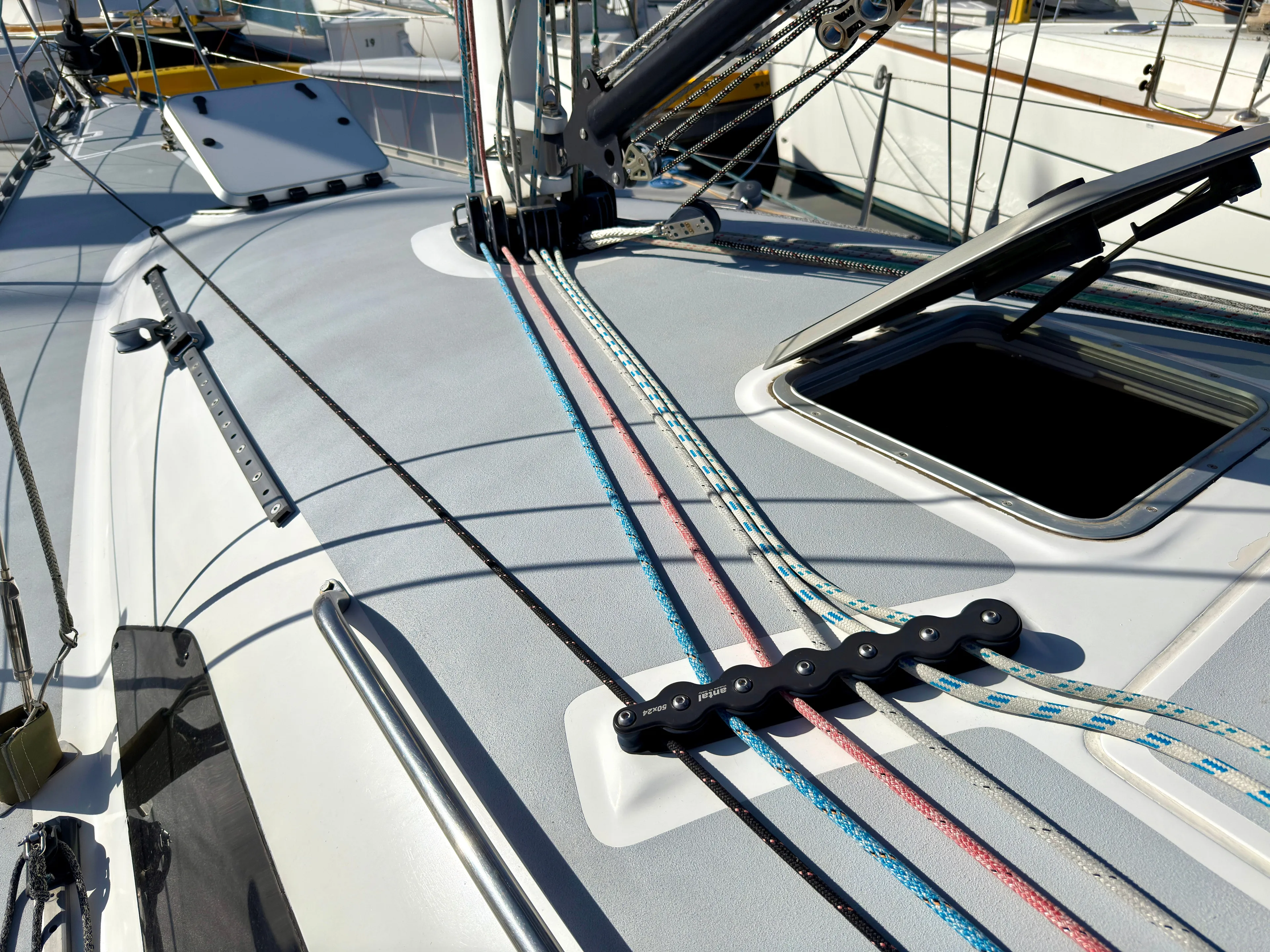 Uhambo Yacht Photos Pics 