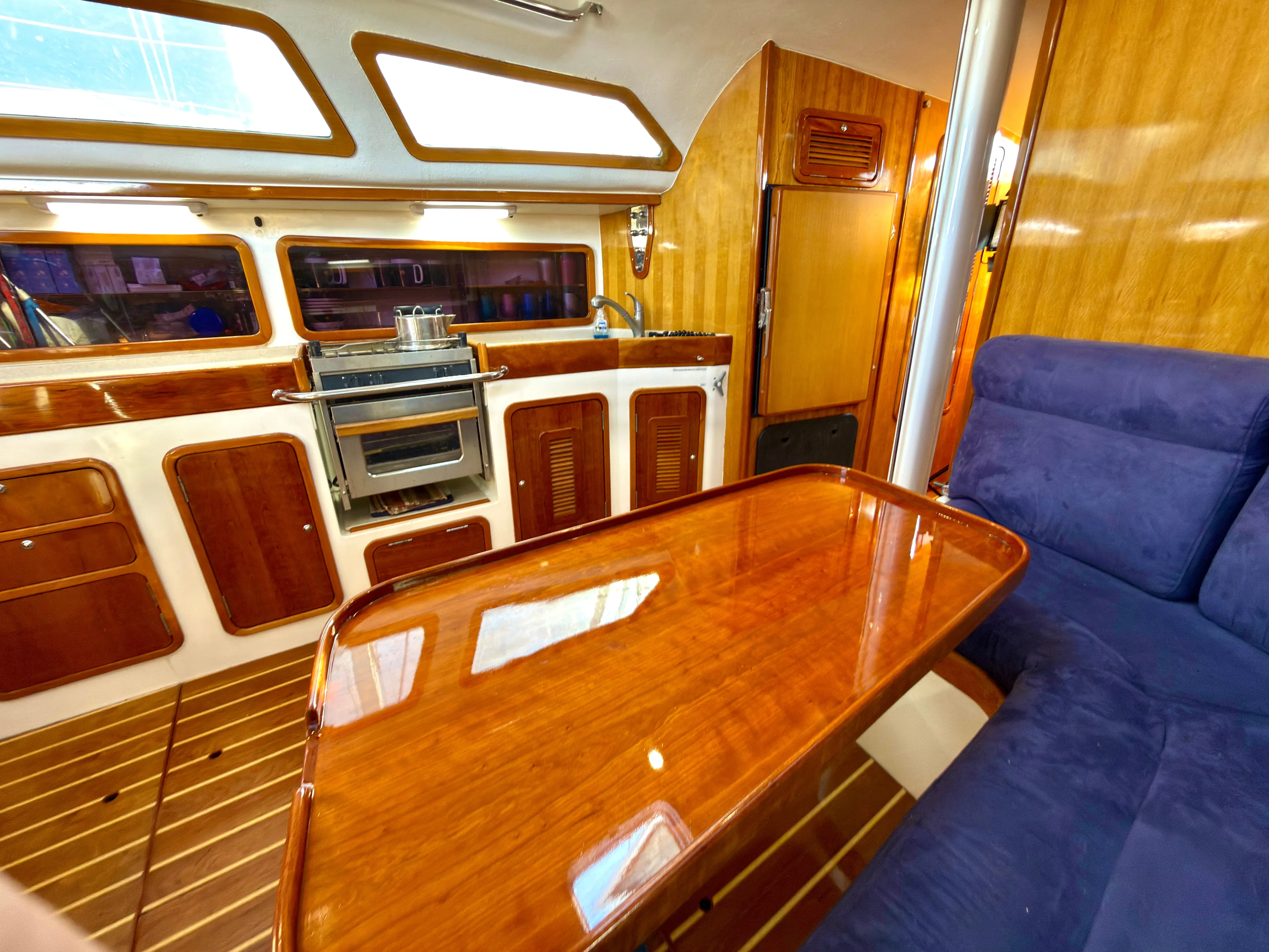 Uhambo Yacht Photos Pics 