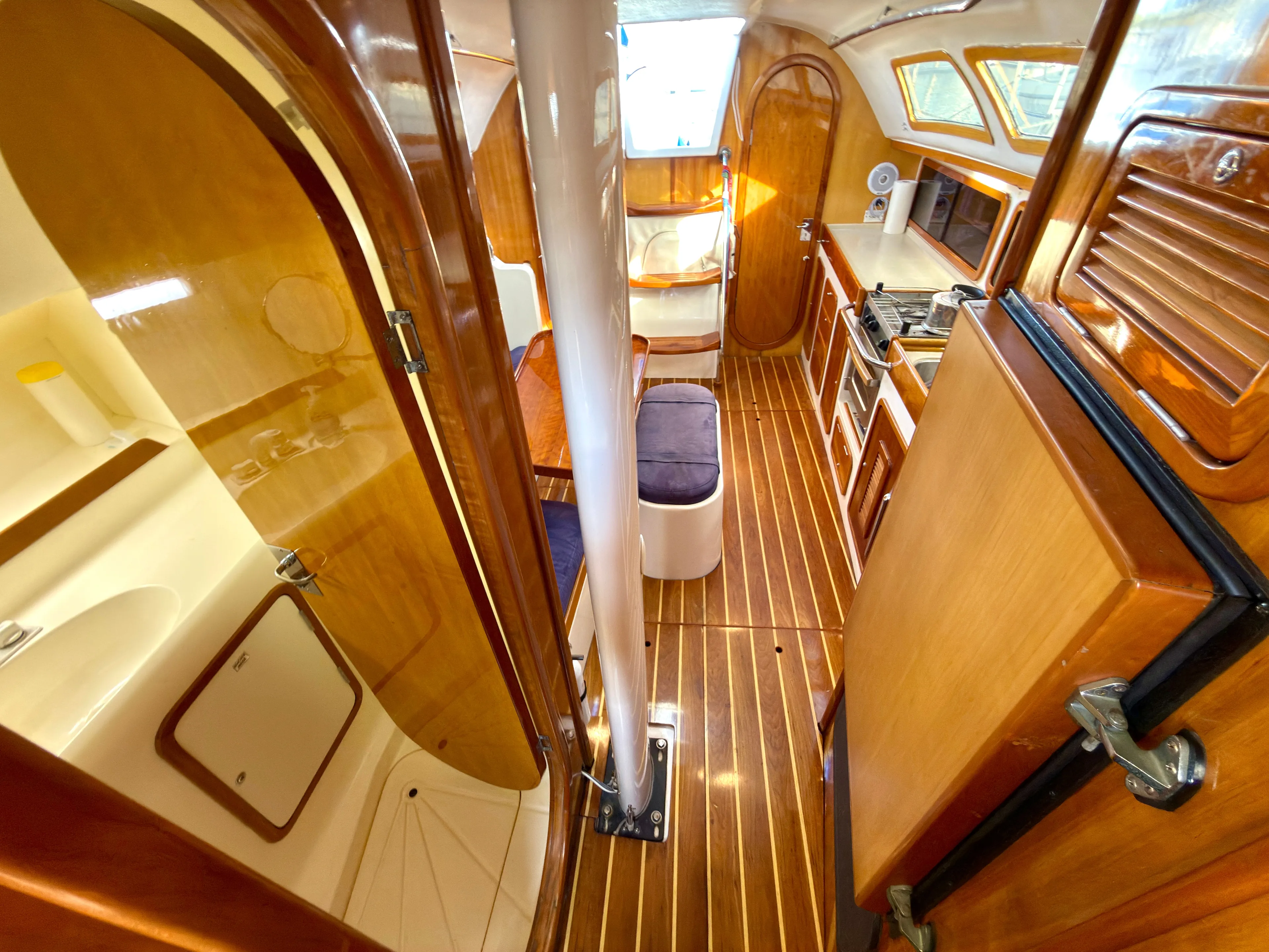 Uhambo Yacht Photos Pics 