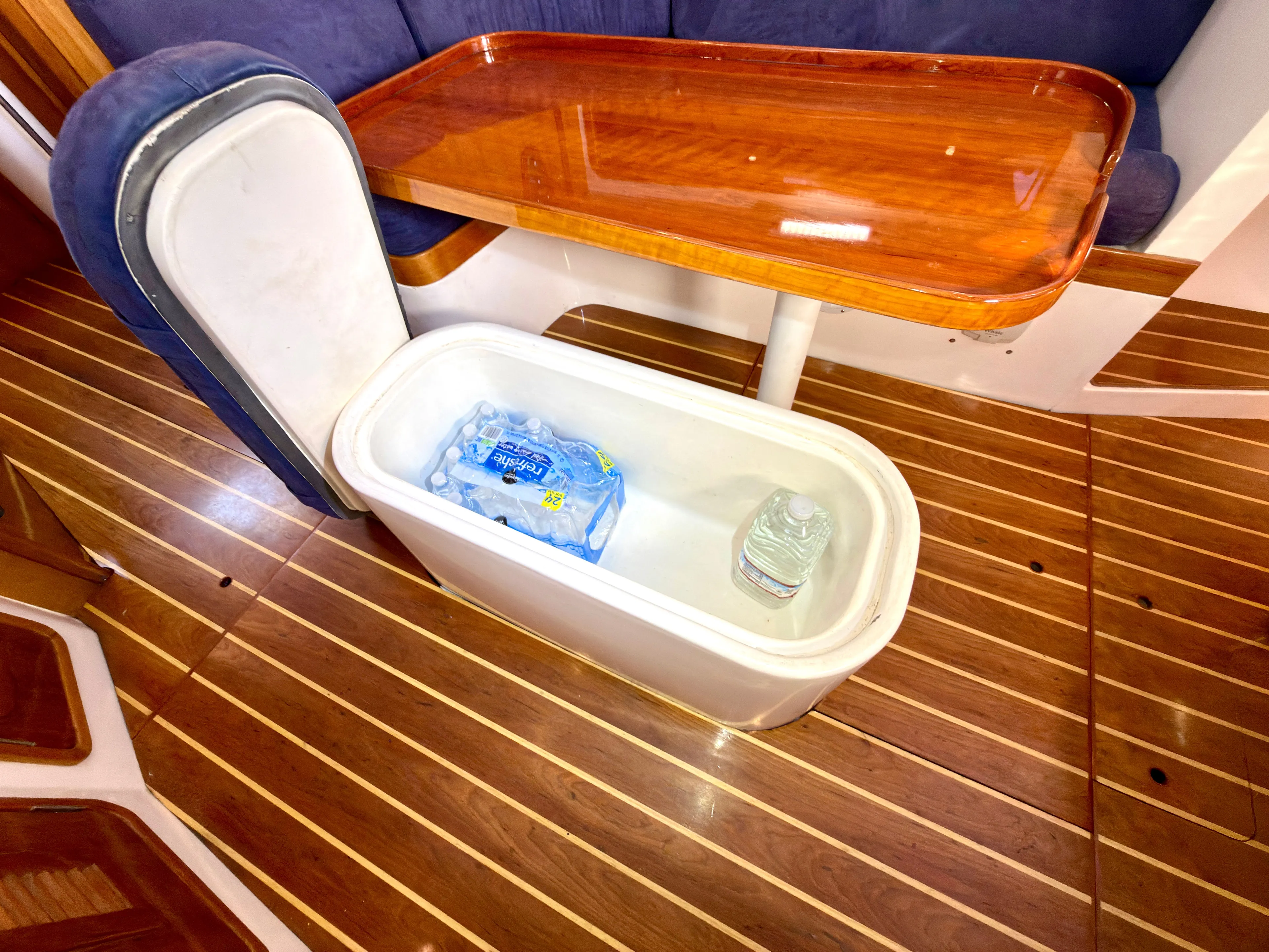 Uhambo Yacht Photos Pics 