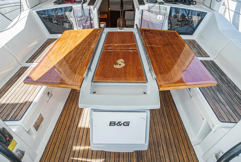 Ms T Yacht Photos Pics 