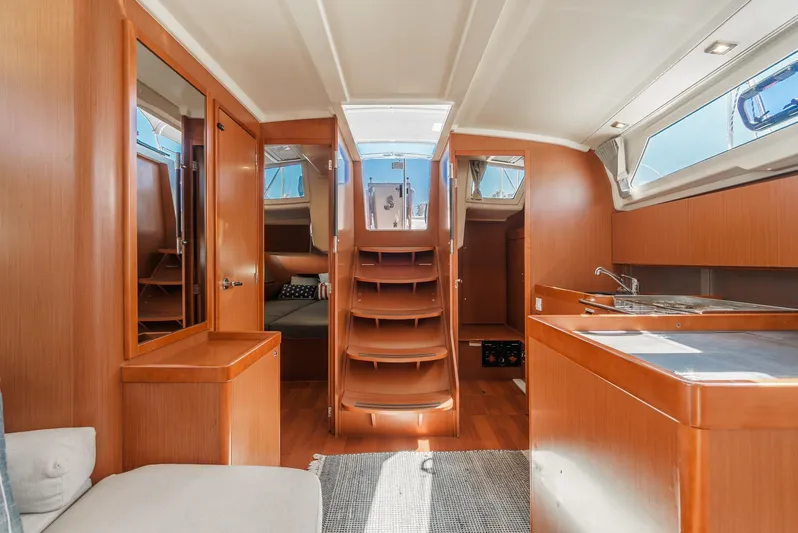 Ms T Yacht Photos Pics 