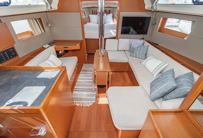 Ms T Yacht Photos Pics 