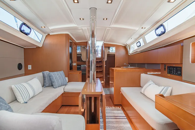 Ms T Yacht Photos Pics 