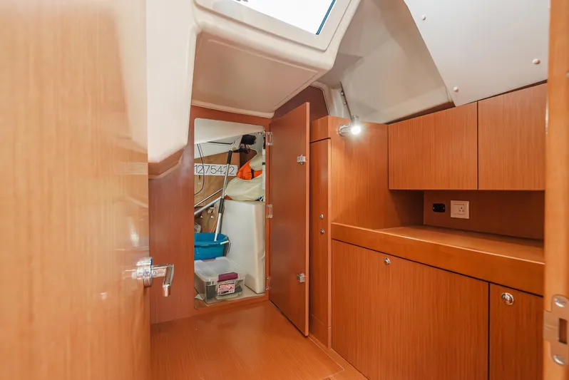 Ms T Yacht Photos Pics 