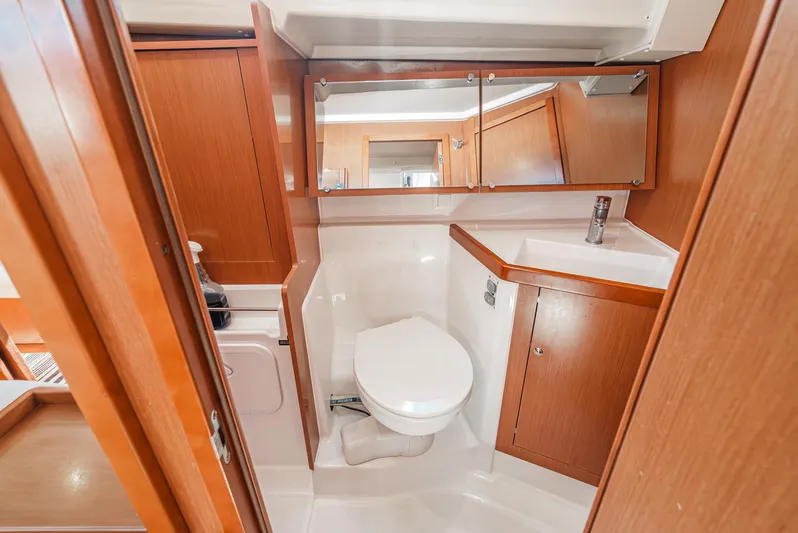 Ms T Yacht Photos Pics 