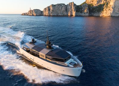 Yacht