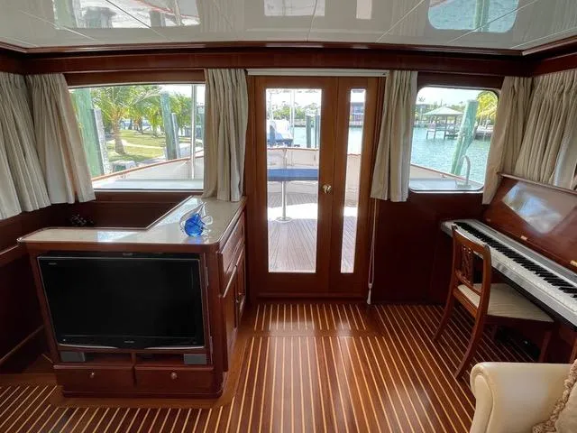 Dame De Coeur Yacht Photos Pics 