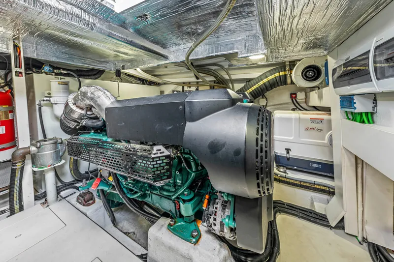 Tlor Yacht Photos Pics 