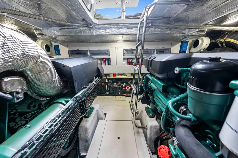 Tlor Yacht Photos Pics 