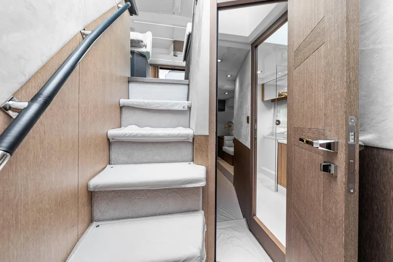 Tlor Yacht Photos Pics 