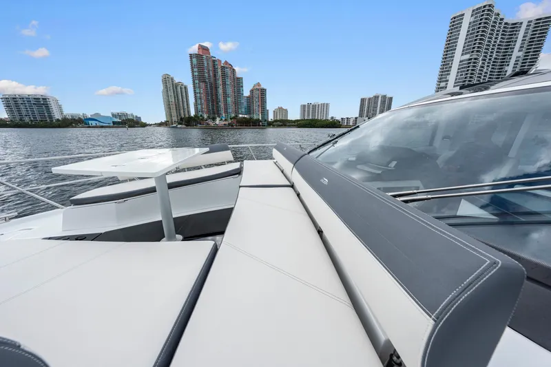 Tlor Yacht Photos Pics 