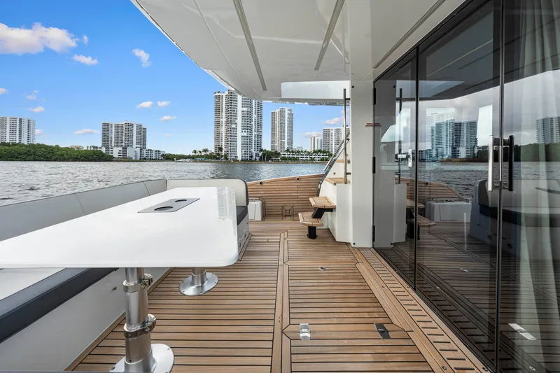 Tlor Yacht Photos Pics 