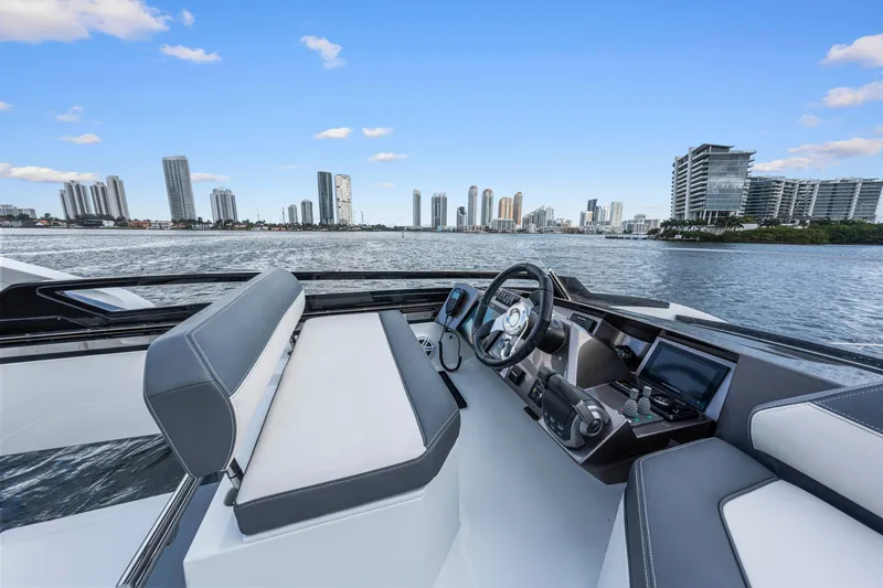 Tlor Yacht Photos Pics 