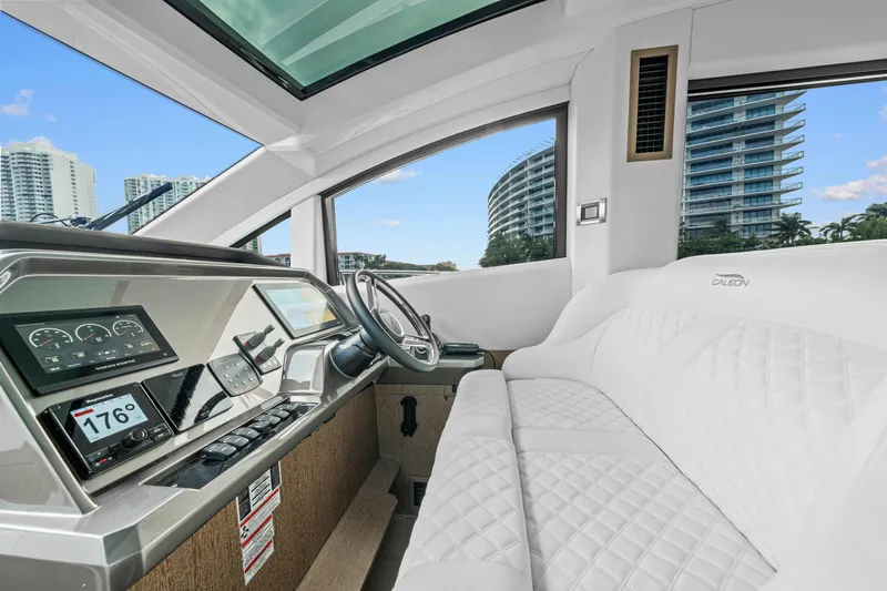 Tlor Yacht Photos Pics 