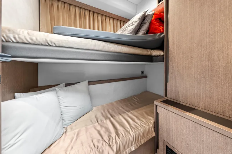 Tlor Yacht Photos Pics 