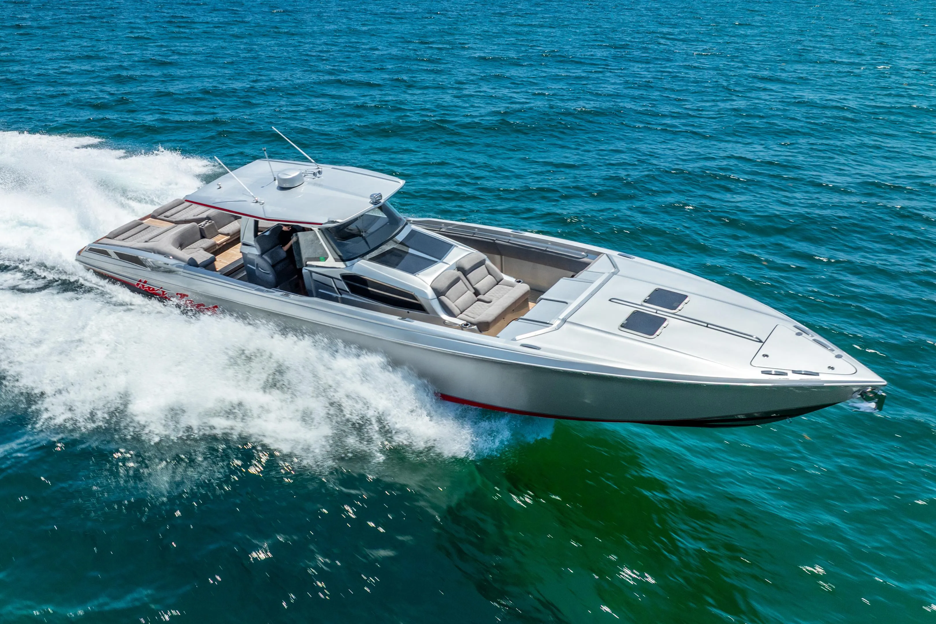 2018 Nor-Tech 560 Sport Center Console cruising on open water.