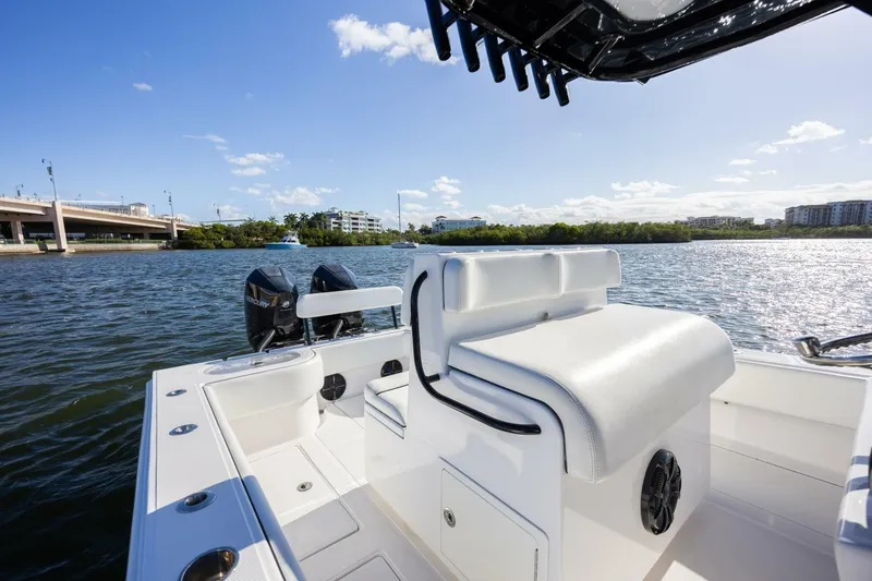  Yacht Photos Pics 2019 SeaHunter 28 Floridian boat interior with dual engines on a sunny day.