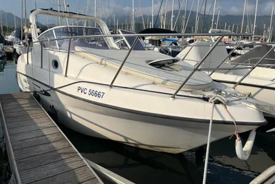 2005 Mano Marine 22.52 Cabin