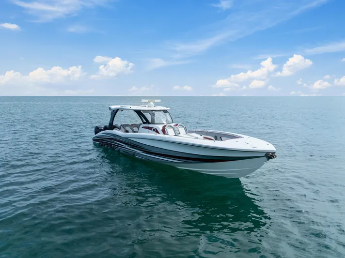 Rip Roaring Yacht Photos Pics 