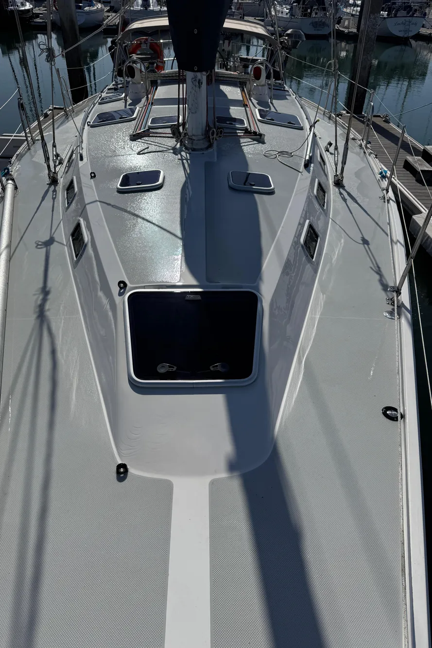 1993 Catalina 42 sailboat deck with sleek design and modern fittings.