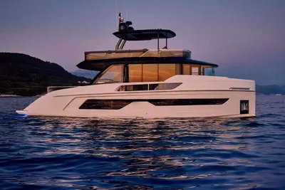 2026 Explorer Motor Yachts 62