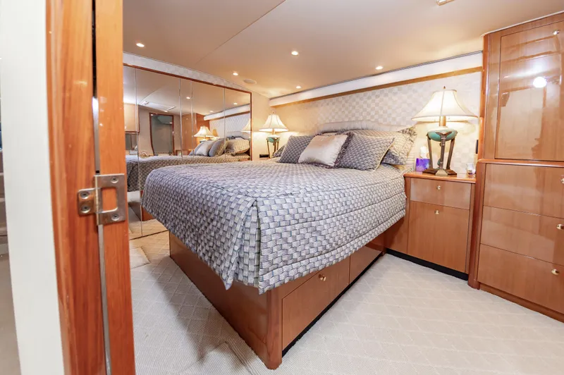 Timeless Yacht Photos Pics 