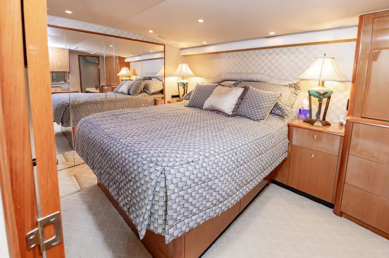 Timeless Yacht Photos Pics 