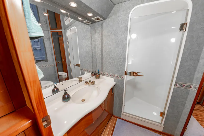 Timeless Yacht Photos Pics 