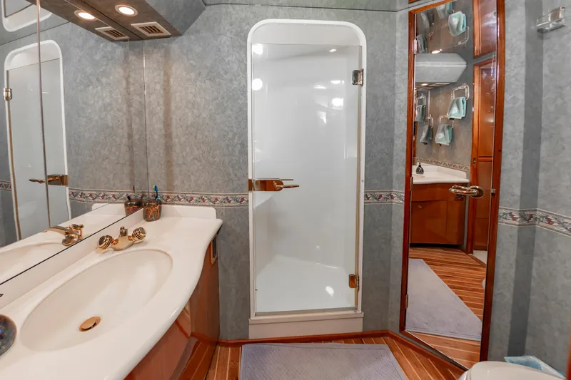 Timeless Yacht Photos Pics 